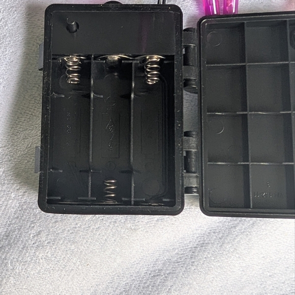 Christmas Lights, 50-Count Black Wire Light Set, Battery Operated Lights (EUC) - Picture 6 of 6